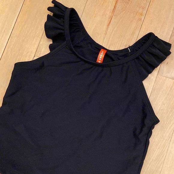 🌺. JOE FRESH Black Ruffle Tankini - Picture 2 of 7